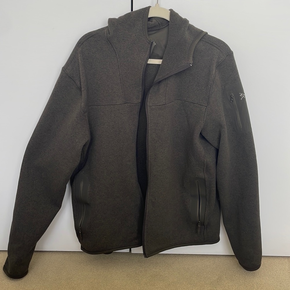 Arc’Teryx Hooded Zip-Up Fleece